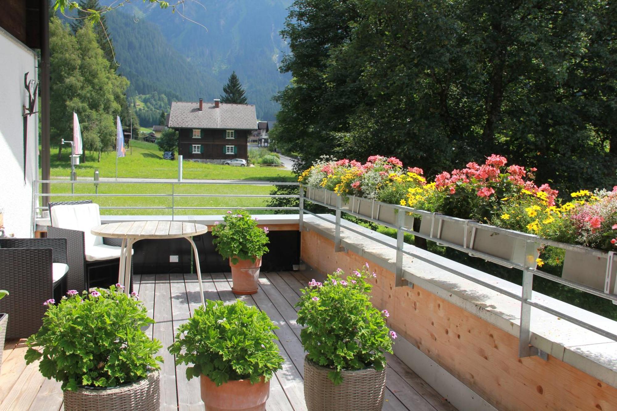 Haus Am Rain Bed and Breakfast Partenen Eksteriør billede